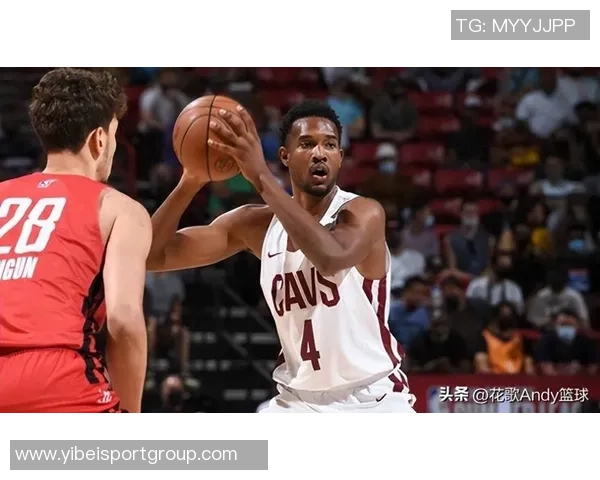 伊森复出后展现奇兵本色攻防两端助火箭重回胜利轨道